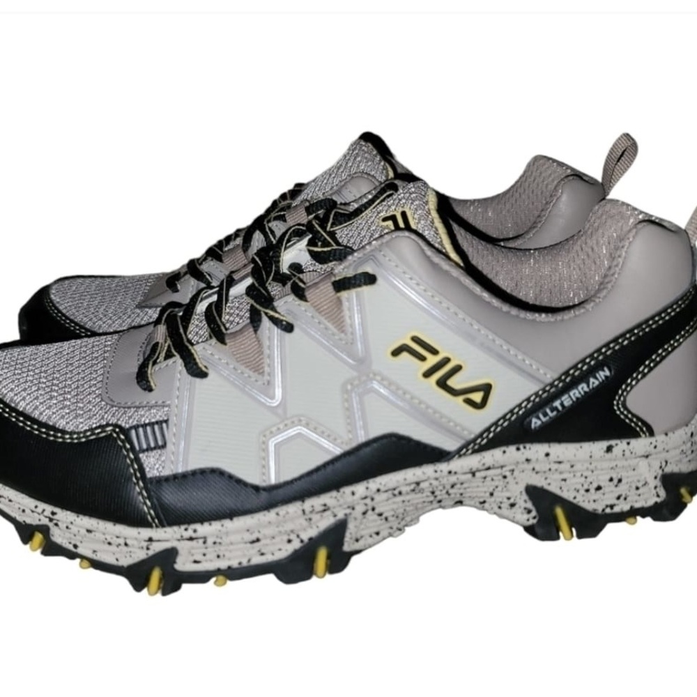Fila Men's Black and Gray Athletic Shoes